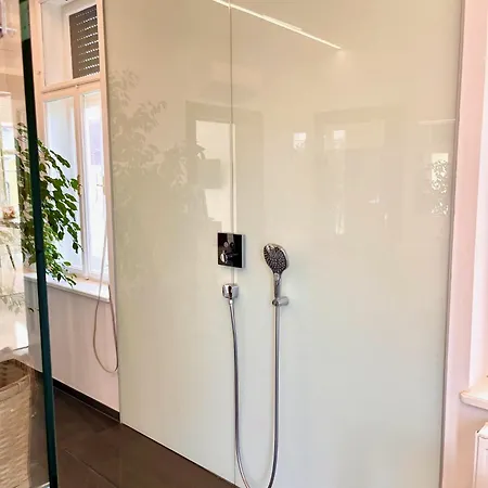 Kunst-villa Mit Privatpool Grazsued, Mit Gartenblick Ohne Pool アパート ウンタープレムシュテッテン