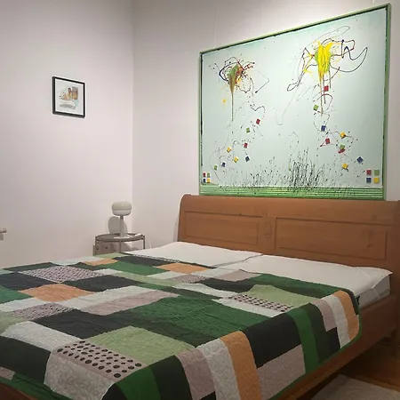 Kunst-villa Mit Privatpool Grazsued, Mit Gartenblick Ohne Pool ウンタープレムシュテッテン