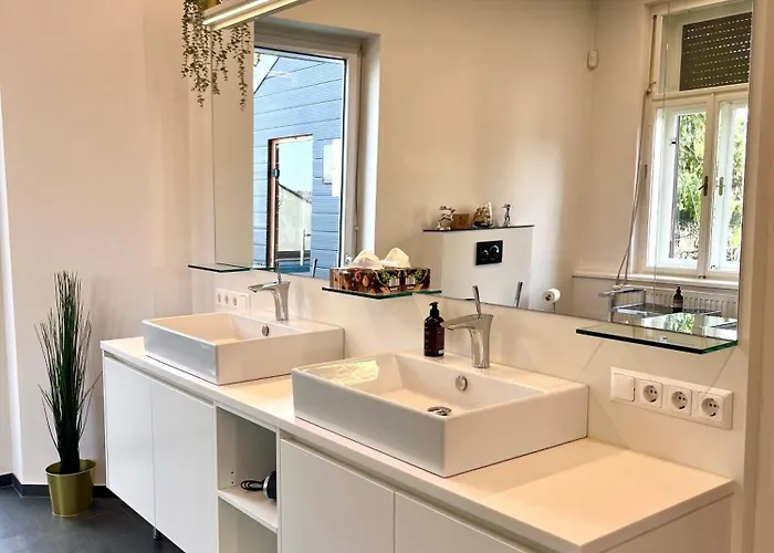 Kunst-villa Mit Privatpool Grazsued, Mit Gartenblick Ohne Pool Apartment Unterpremstaetten