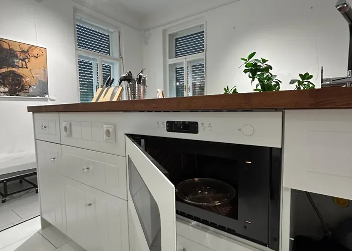 Kunst-villa Mit Privatpool Grazsued, Mit Gartenblick Ohne Pool Unterpremstaetten