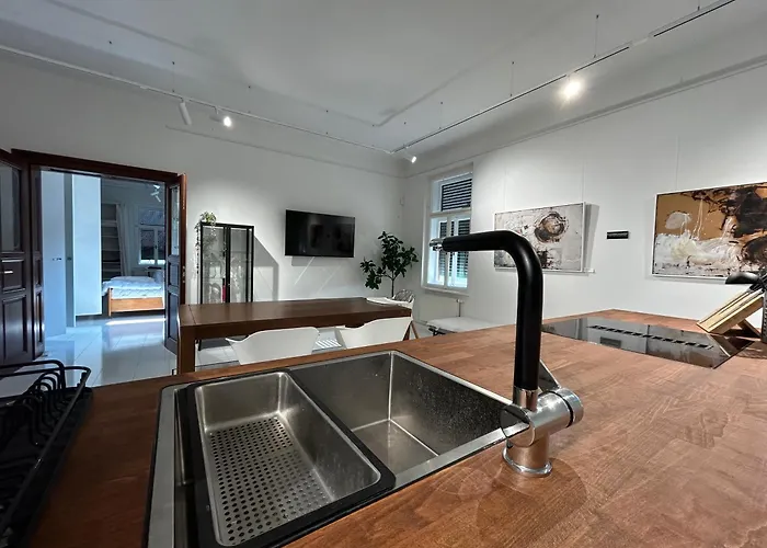 Kunst-villa Mit Privatpool Grazsued, Mit Gartenblick Ohne Pool Apartment